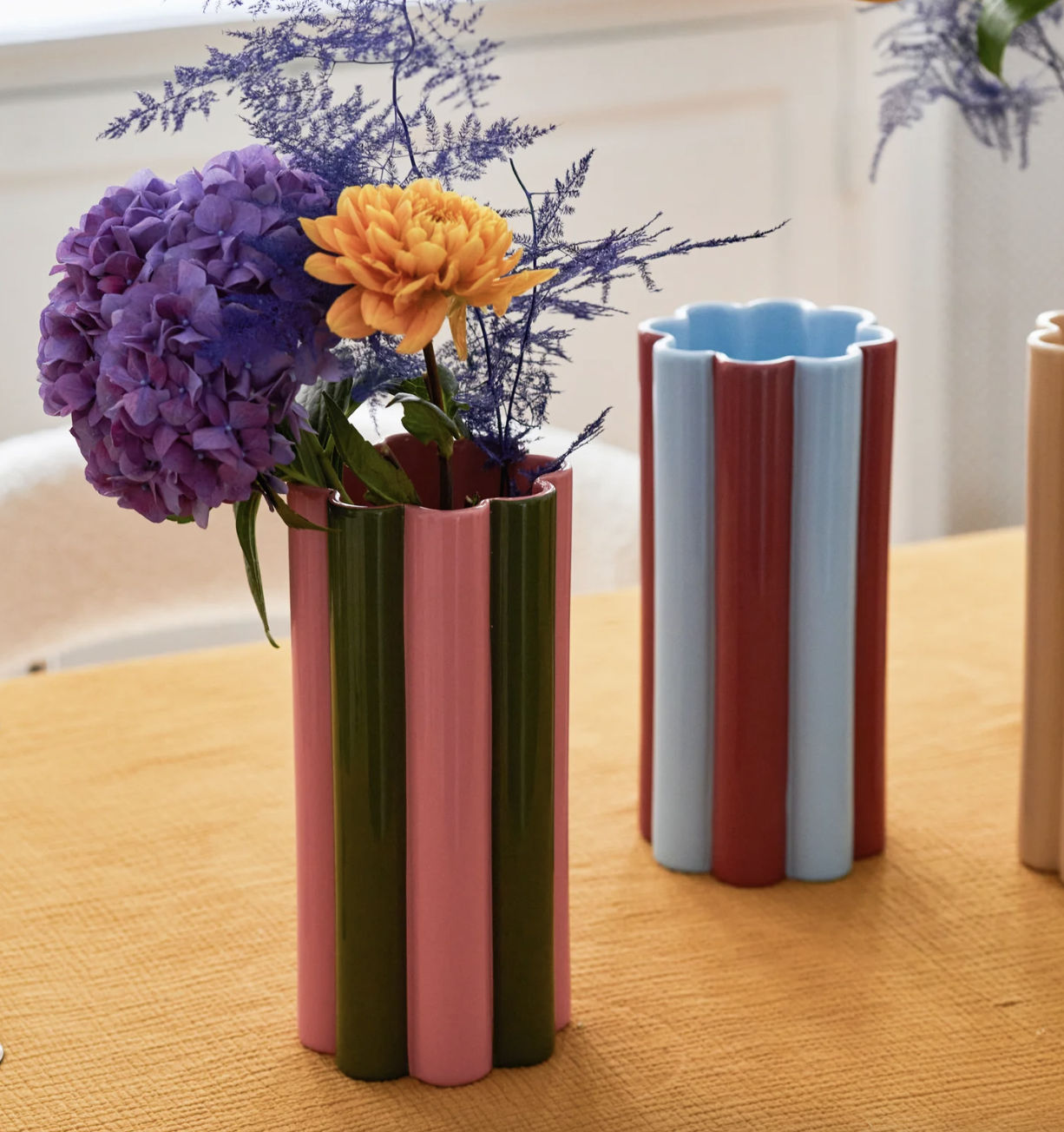 The Socialite Family - DUETTO SOLO