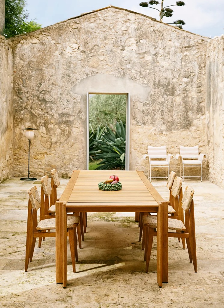 Collection Outdoor By Marcel Gascoin
Gubi