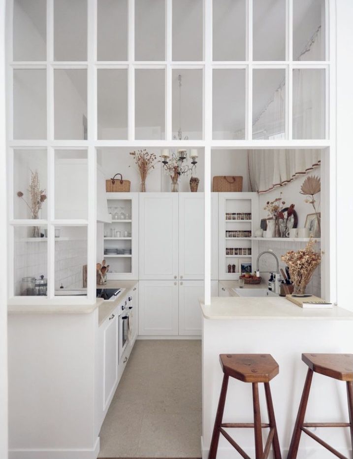 VERRIÈRES - élégance, lumière et fonctionnalité dans l’architecture d’intérieur