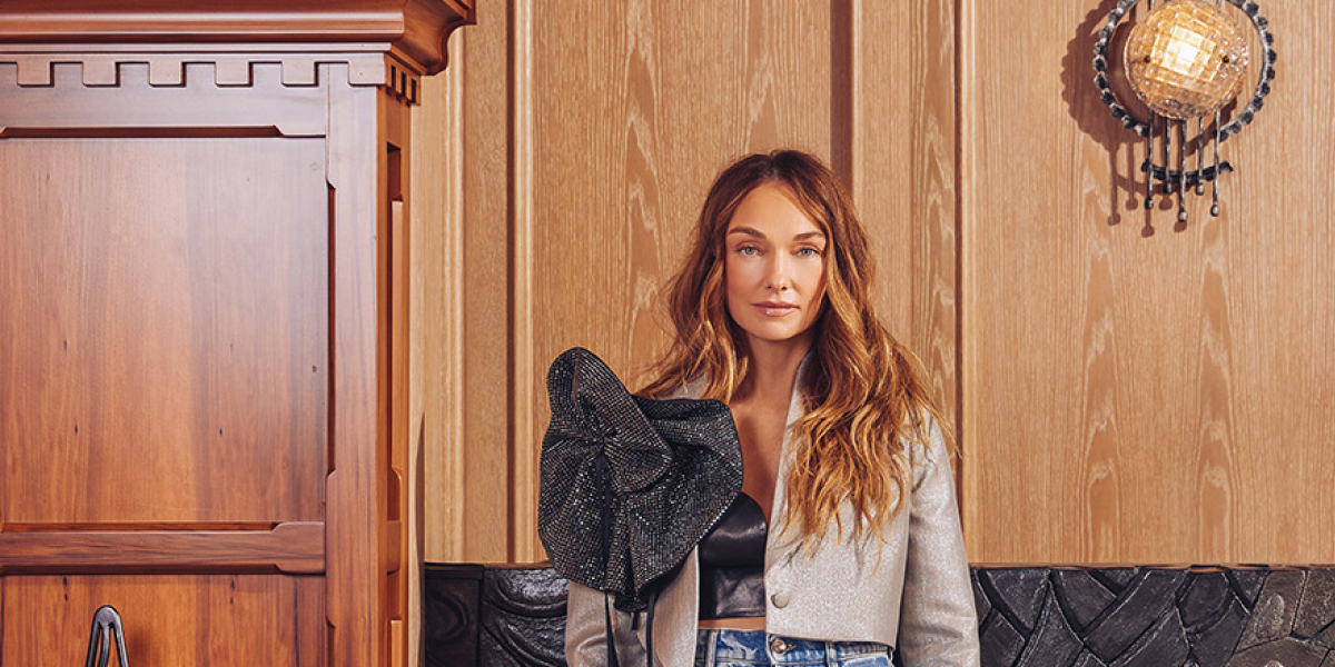 KELLY WEARSTLER – la signature du glamour californien entre matières vibrantes et décors&nbsp;sculpturaux