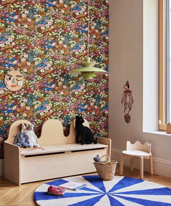 Mobilier enfant rétro : formes arrondies et design ludique