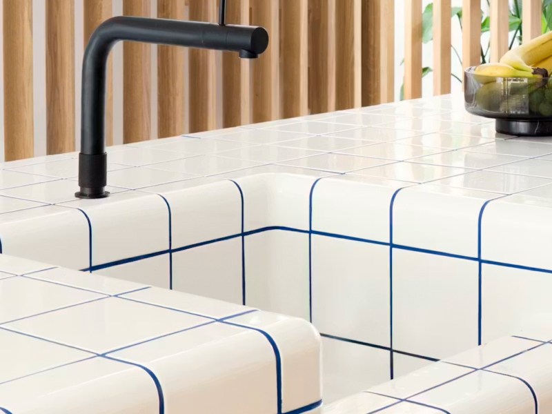 JOINTS DE COULEUR – La tendance design rétro-pop qui transforme le carrelage&nbsp;intérieur